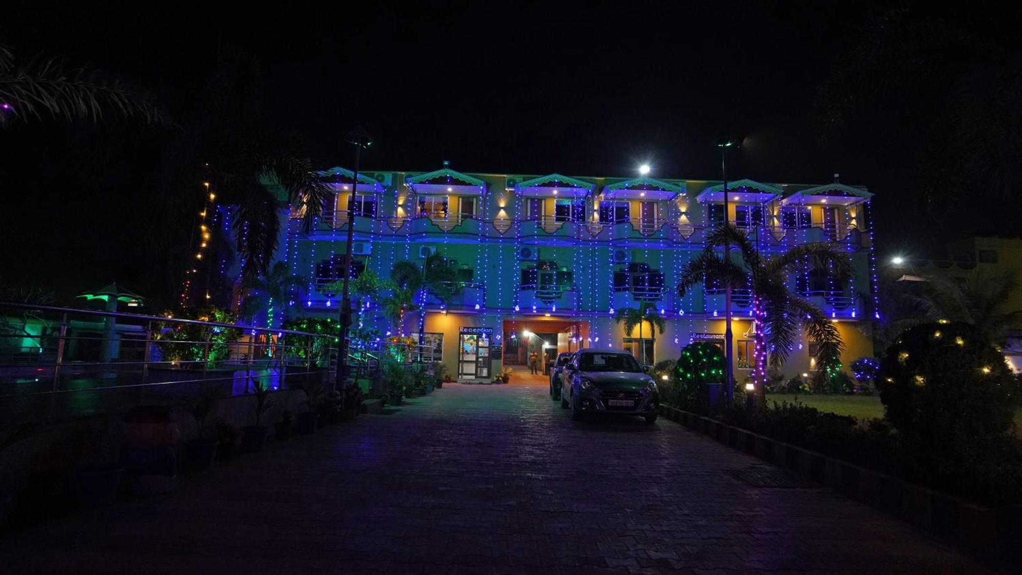 מנדרמוני Marino Beach Resort מראה חיצוני תמונה
